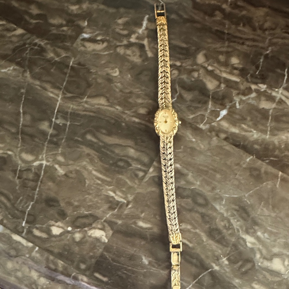 Bulova Quartz Battery Powered Gold-Tone Women's Bracelet Watch
